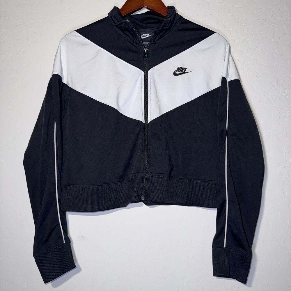 Nike Womens Cropped Full Zip Jacket Size XL Black White Swoosh Logo Pockets